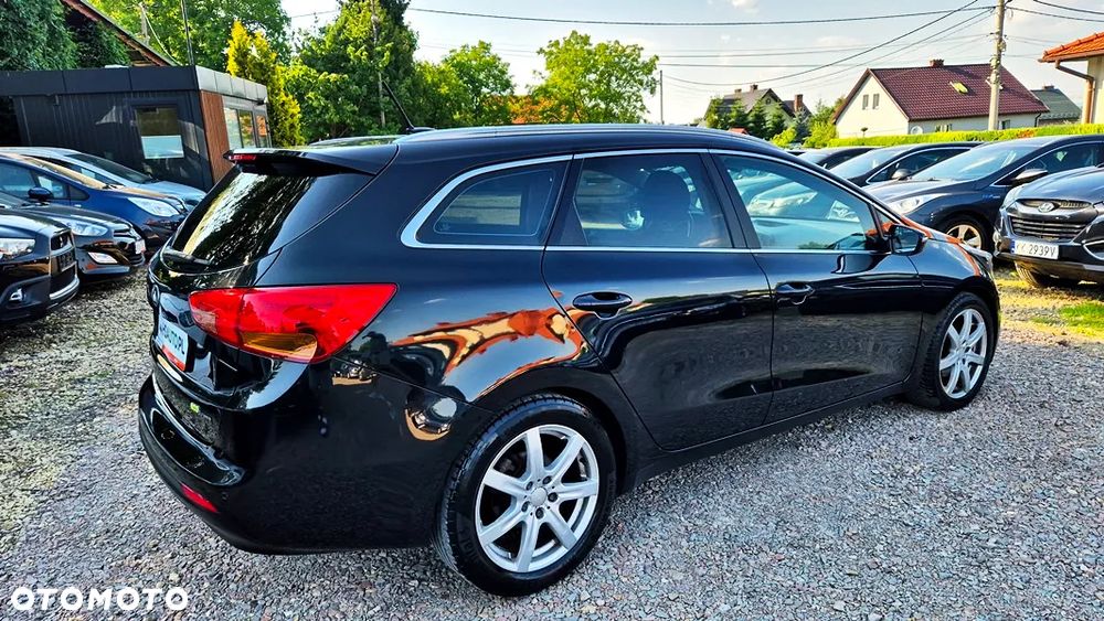 Kia Ceed 1.6 GDI XL - 12