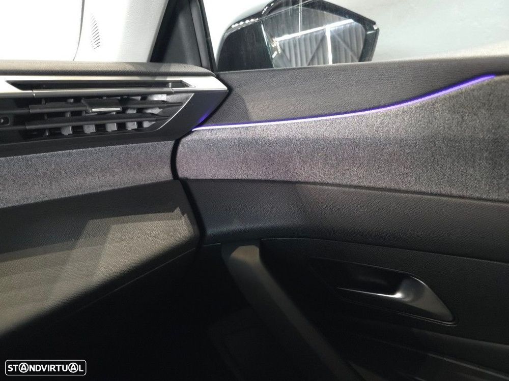 Peugeot 308 SW 1.5 BlueHDi Allure EAT8 - 36