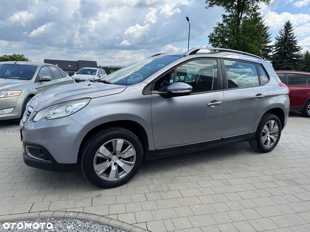 Peugeot 2008 1.2 Pure Tech Style - 7