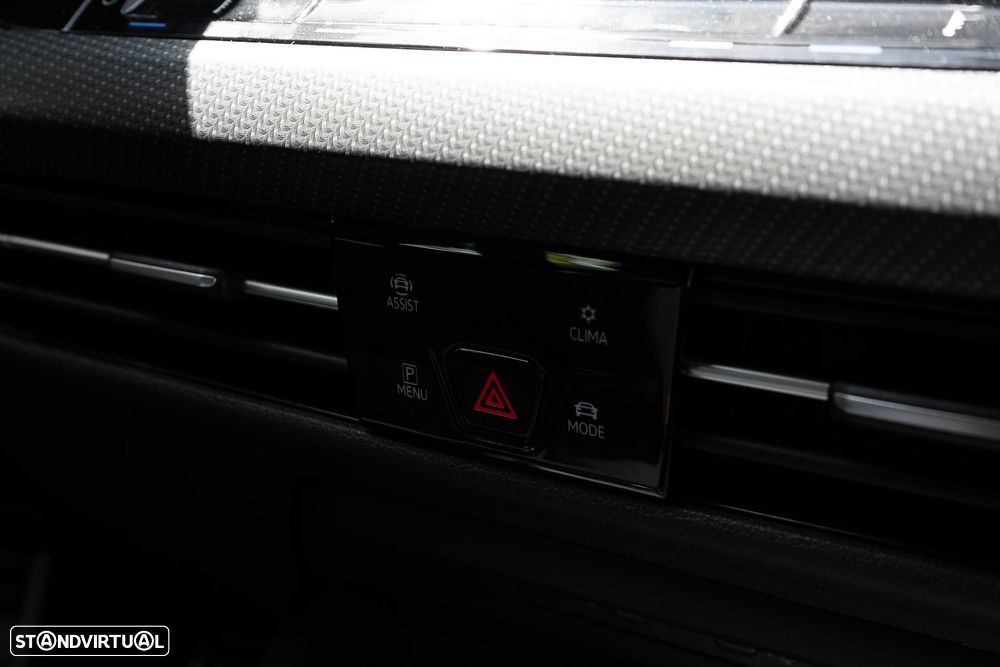 VW Golf 2.0 TSI R DSG - 24