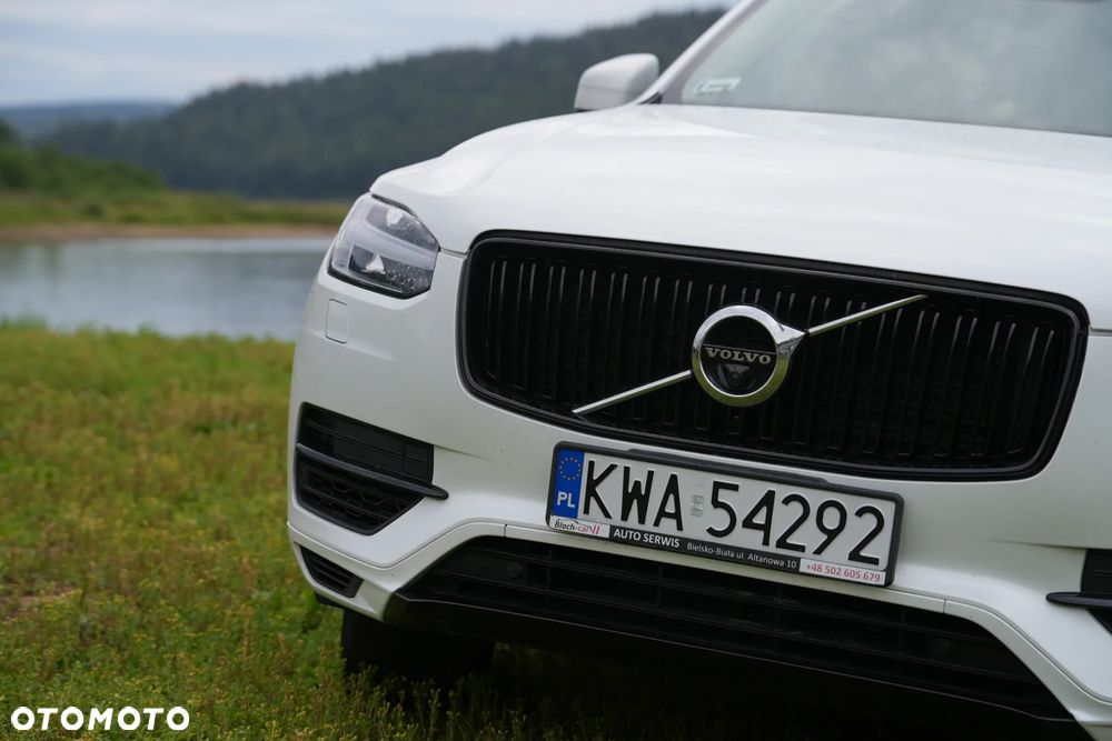 Volvo XC 90 T8 AWD Plug-In Hybrid Momentum 7os - 15