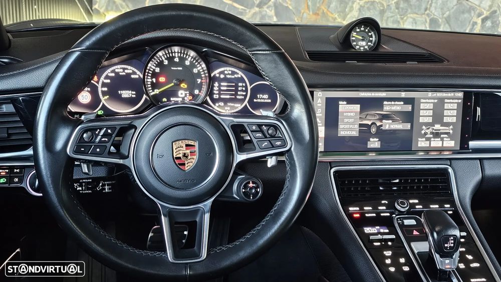 Porsche Panamera Sport Turismo - 8