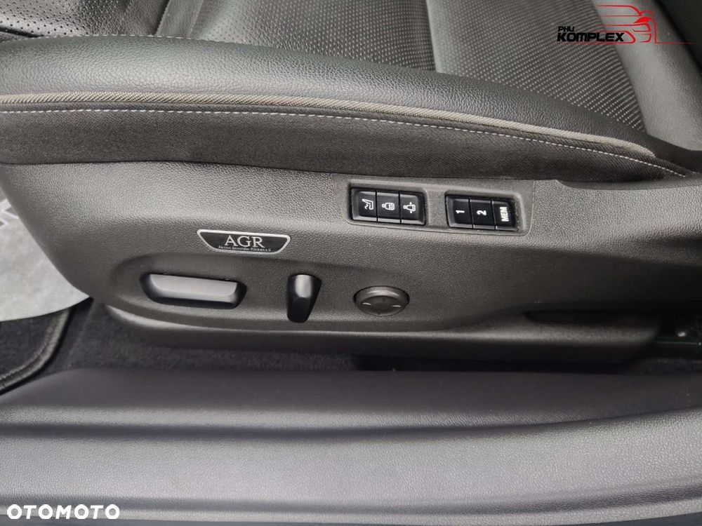 Opel Insignia - 21