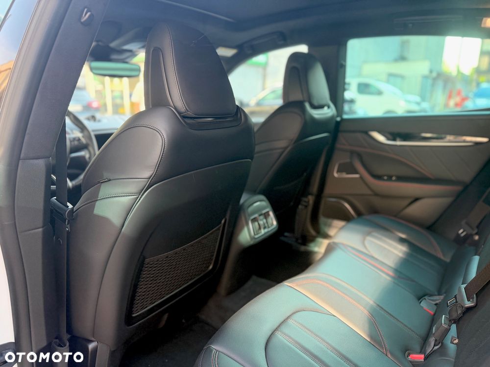 Maserati Levante Modena - 14