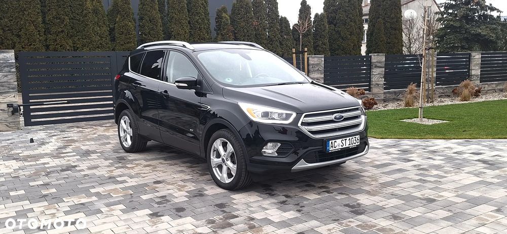 Ford Kuga 2.0 TDCi 4x4 Titanium - 4