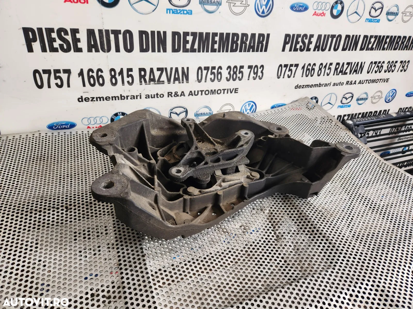 Suport Cutie Viteze Audi A8 4H D4 3.0 D Tdi Euro 5 An 2010-2011-2012-2013-2014-2015-2016-2017 Motor - 3