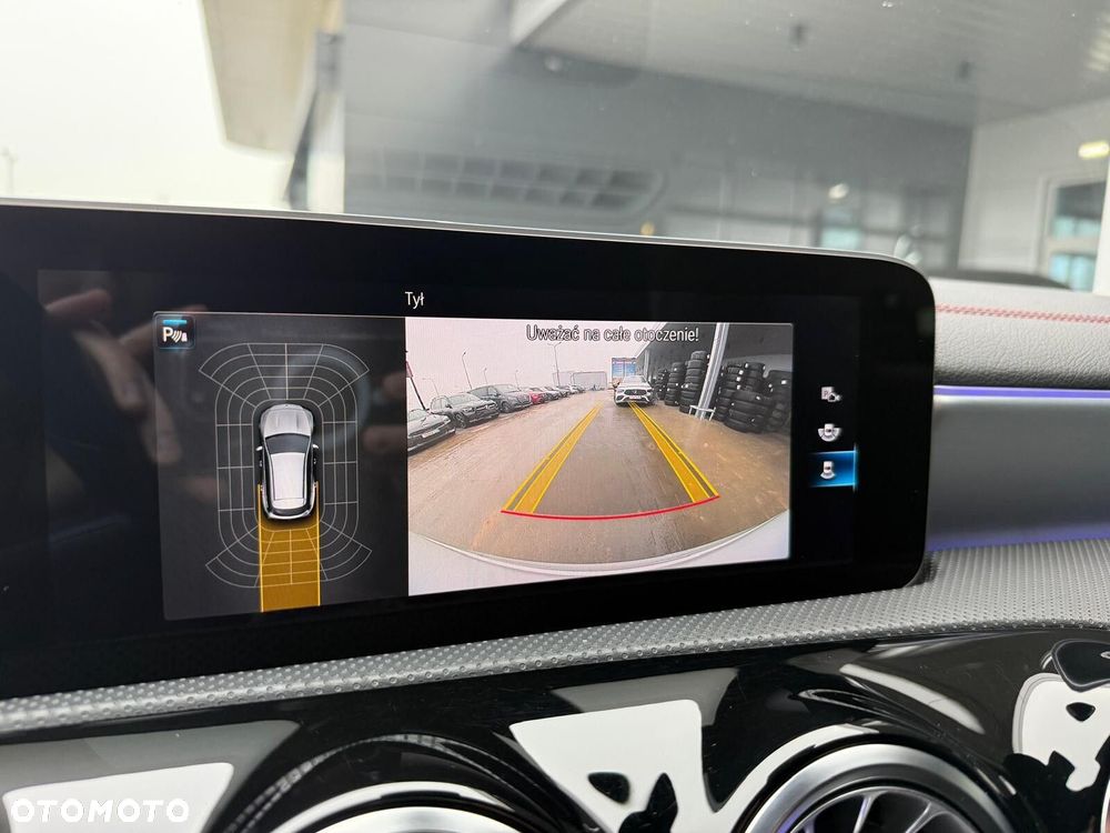 Mercedes-Benz CLA 200 AMG Line 7G-DCT - 16