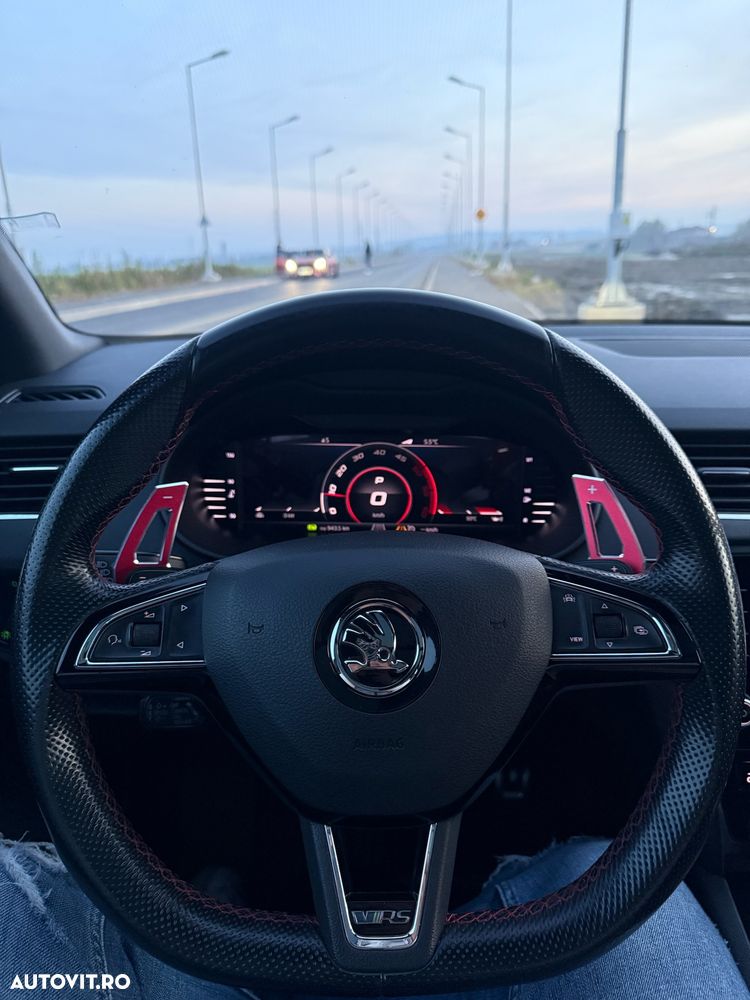 Skoda Octavia 2.0 TDI DSG 4X4 RS - 21