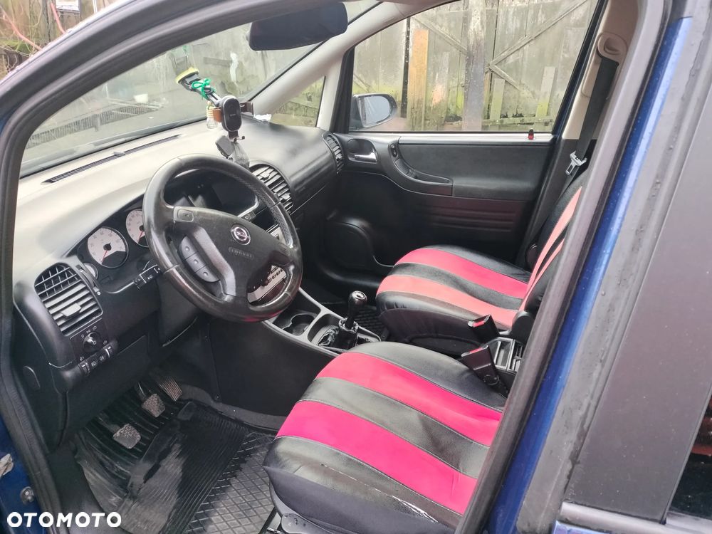 Opel Zafira 1.8 16V Elegance - 9