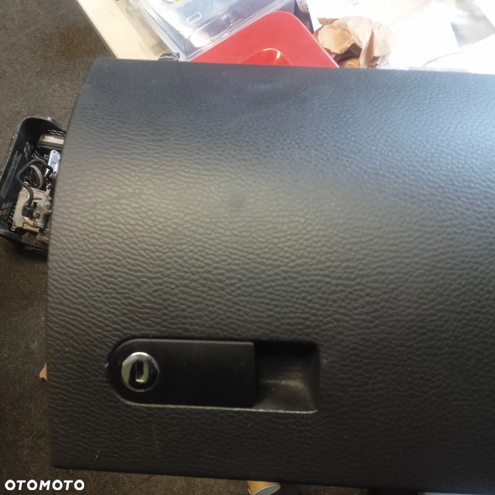 Schowek T5 multivan 7H5857239D - 5