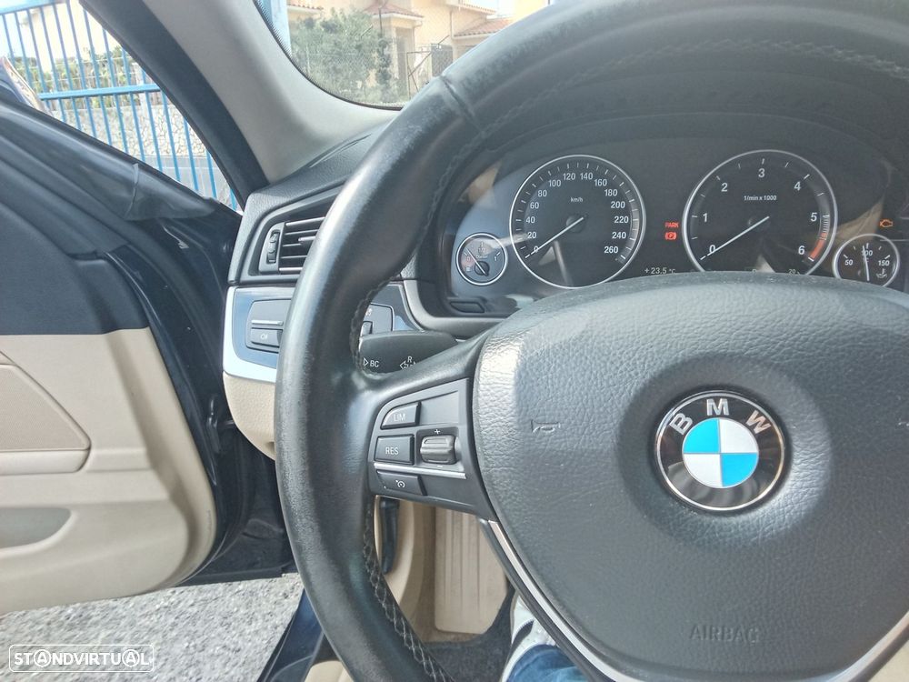 BMW 535 d Exclusive Auto - 16