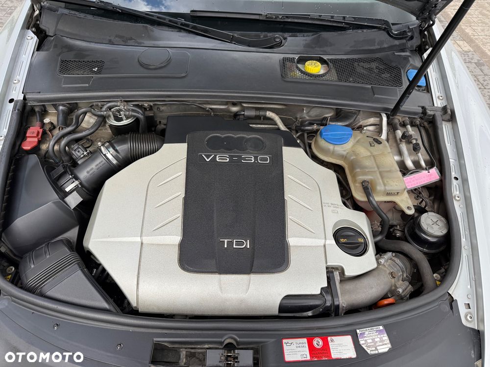 Audi A6 Avant - 17