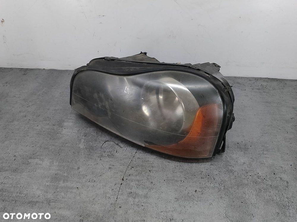LAMPA PRZÓD LEWA VOLVO XC90 ( 02-14 ) 30744007 89900294 - 3