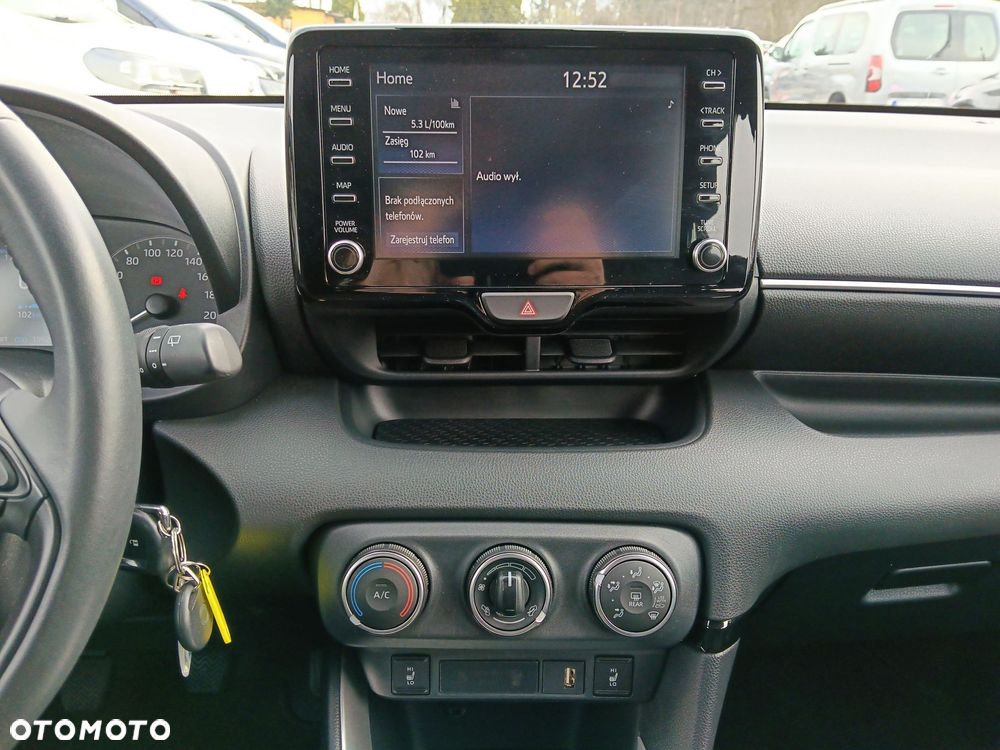 Toyota Yaris - 13