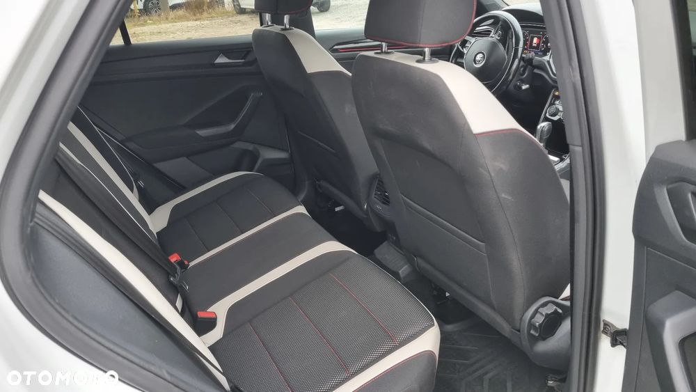Volkswagen T-Roc 1.5 TSI ACT Advance DSG - 24