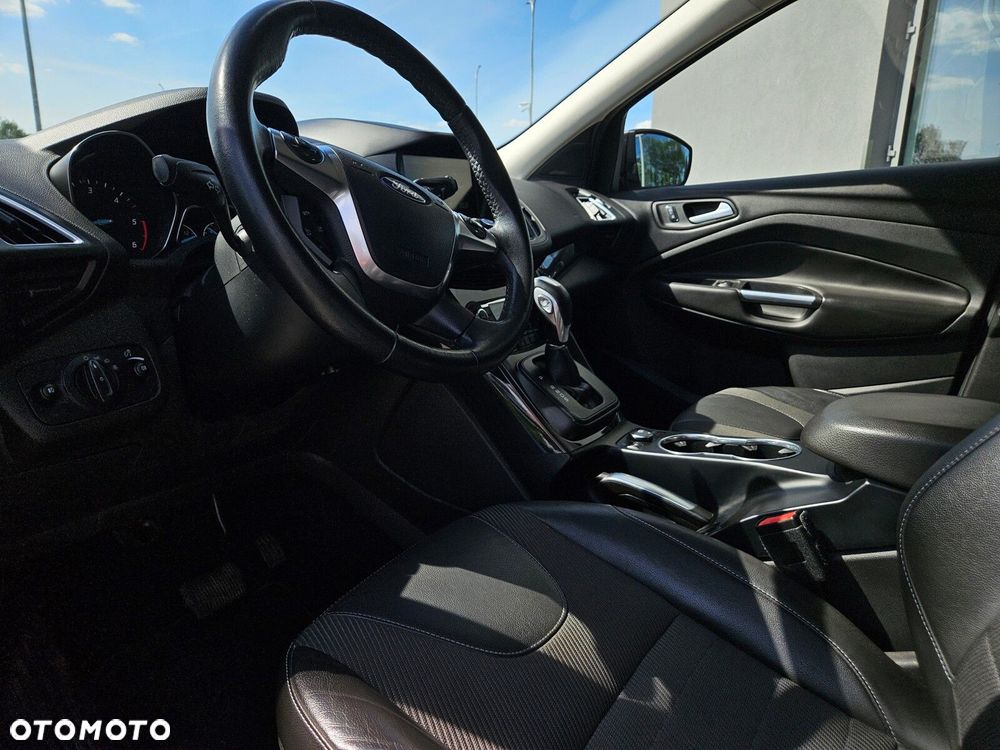 Ford Kuga 2.0 TDCi AWD Titanium - 11