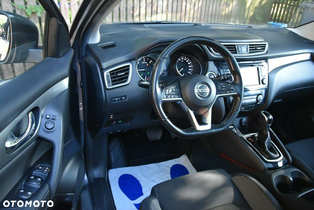 Nissan Qashqai - 14