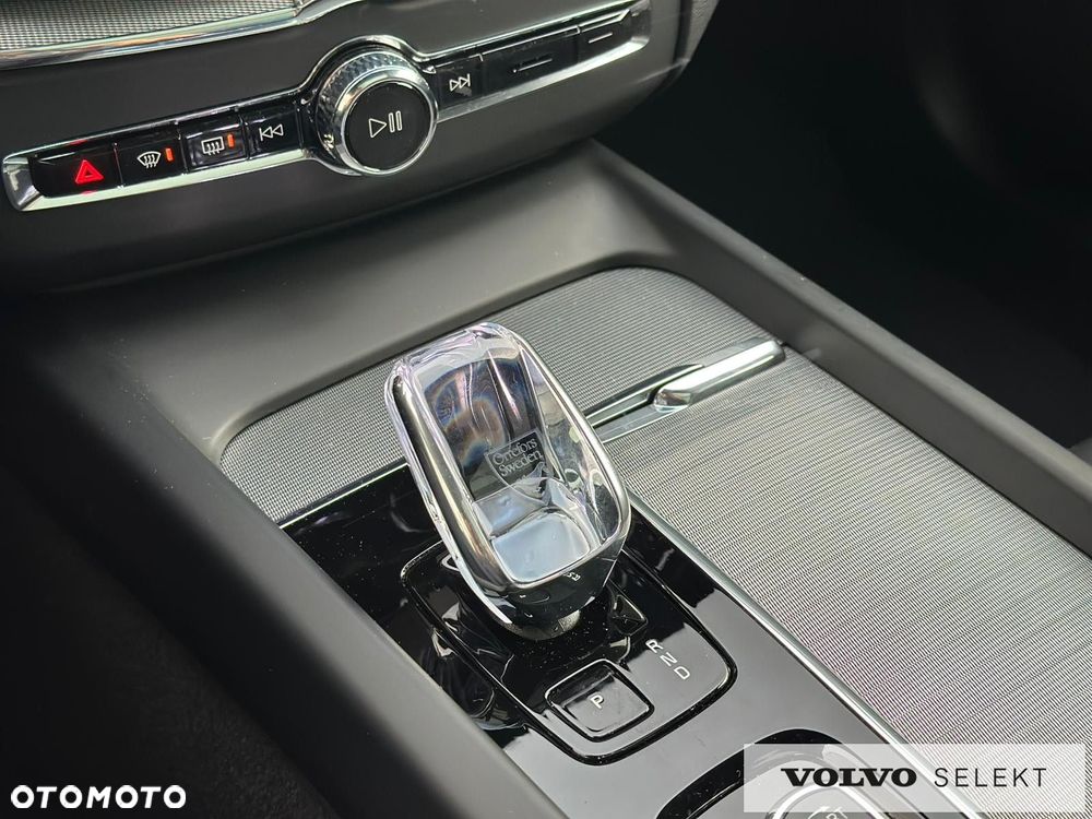 Volvo XC 60 - 30