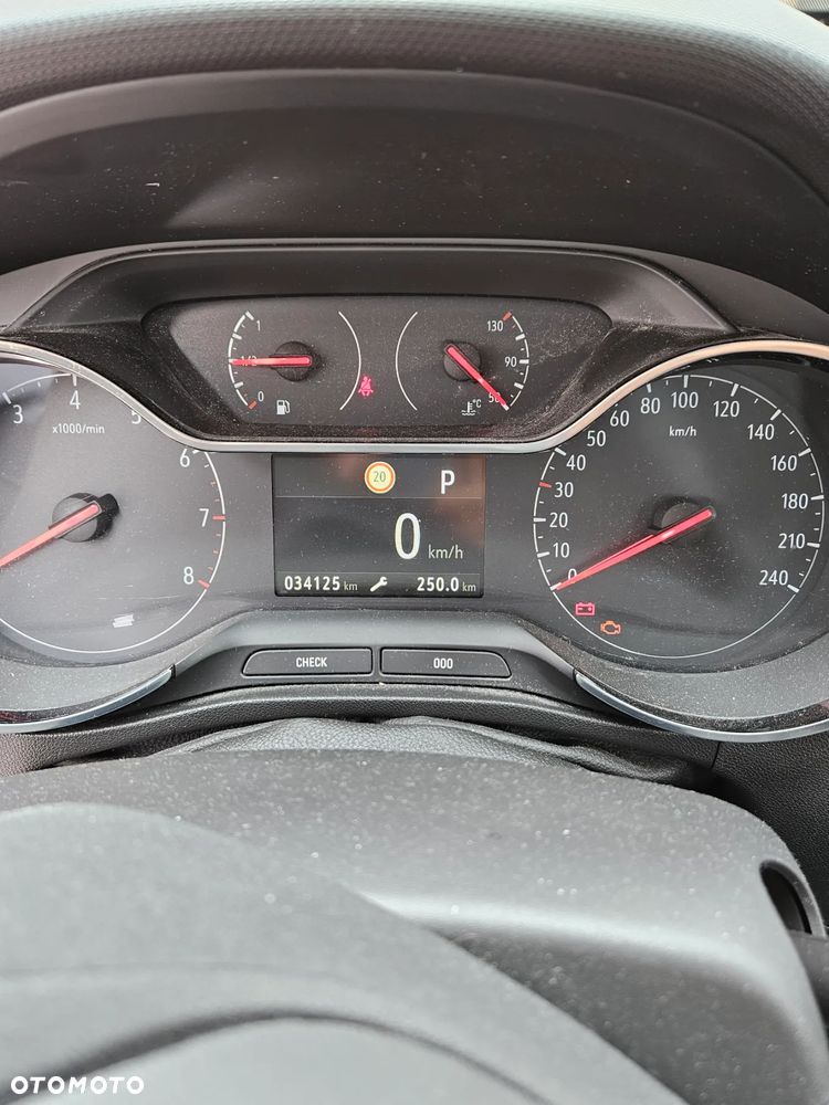 Opel Crossland X ver-1-2-t-120-lat-s-s - 2