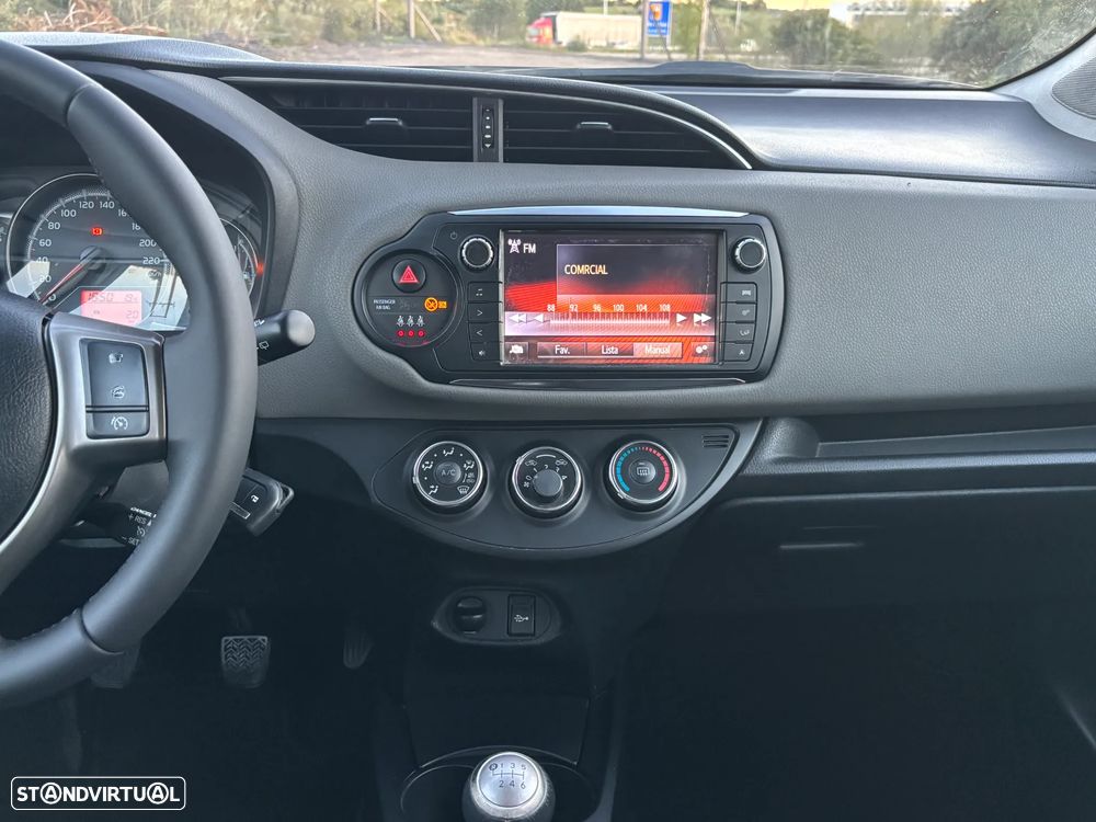 Toyota Yaris 1.4 D-4D Comfort+P.Style - 22