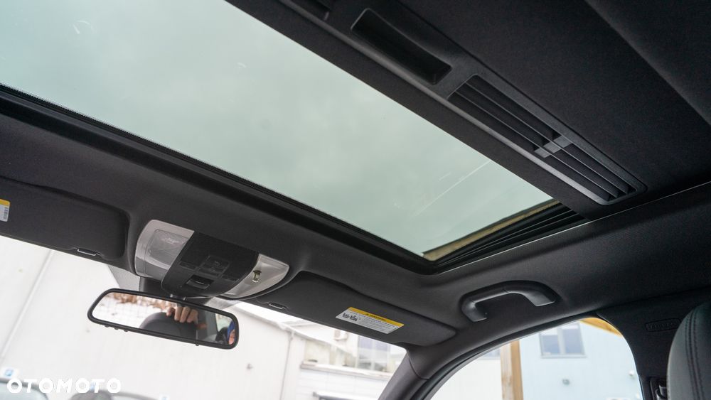 Mercedes-Benz Klasa C 63 AMG 7G-TRONIC Performance Plus SPORT EDITION - 17