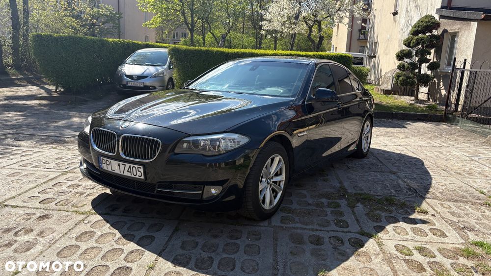BMW Seria 5 520d xDrive Luxury Line - 1