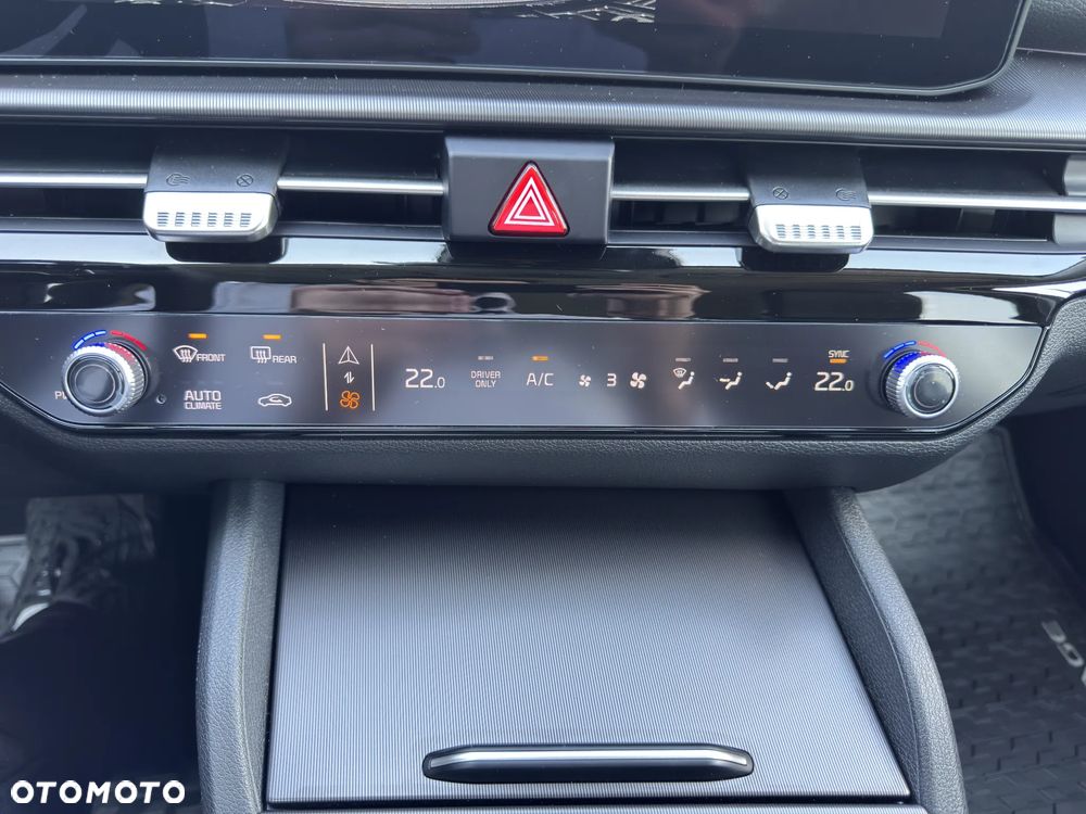 Kia Sportage 1.6 T-GDI HEV Anniversary 2WD - 14