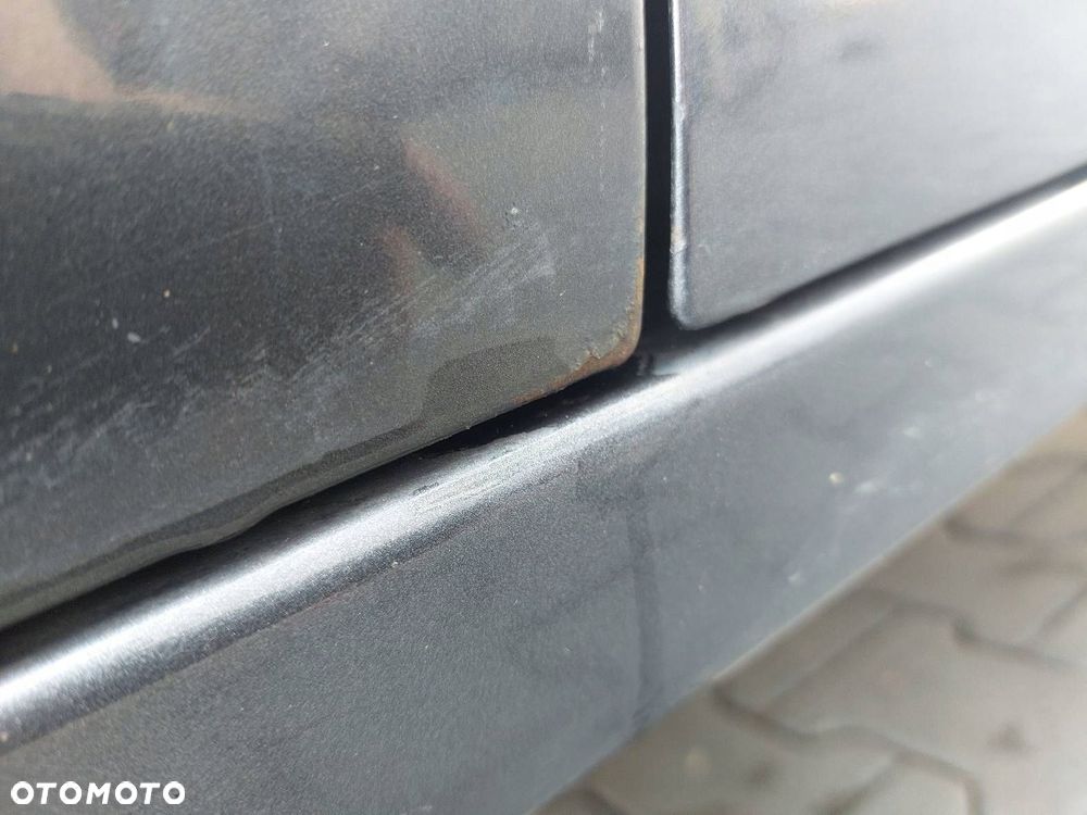 DRZWI KOMPLETNE PRAWY TYŁ MITSUBISHI LANCER VII SEDAN A02A - 4