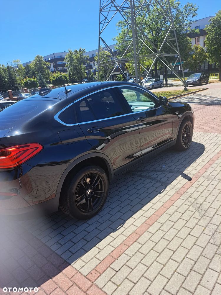 BMW X4 xDrive20i - 4