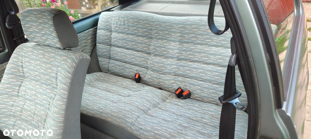 Volkswagen Polo 1.3 Fox - 8