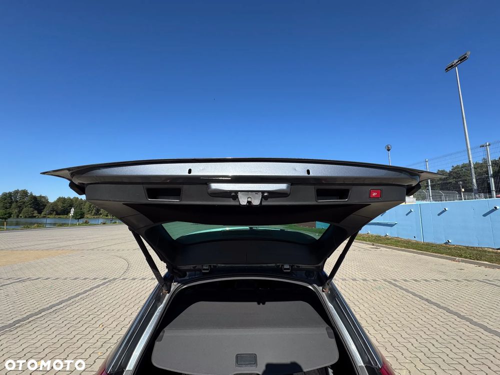 Citroën C5 Tourer V6 HDi 205 Biturbo FAP Exclusive - 28