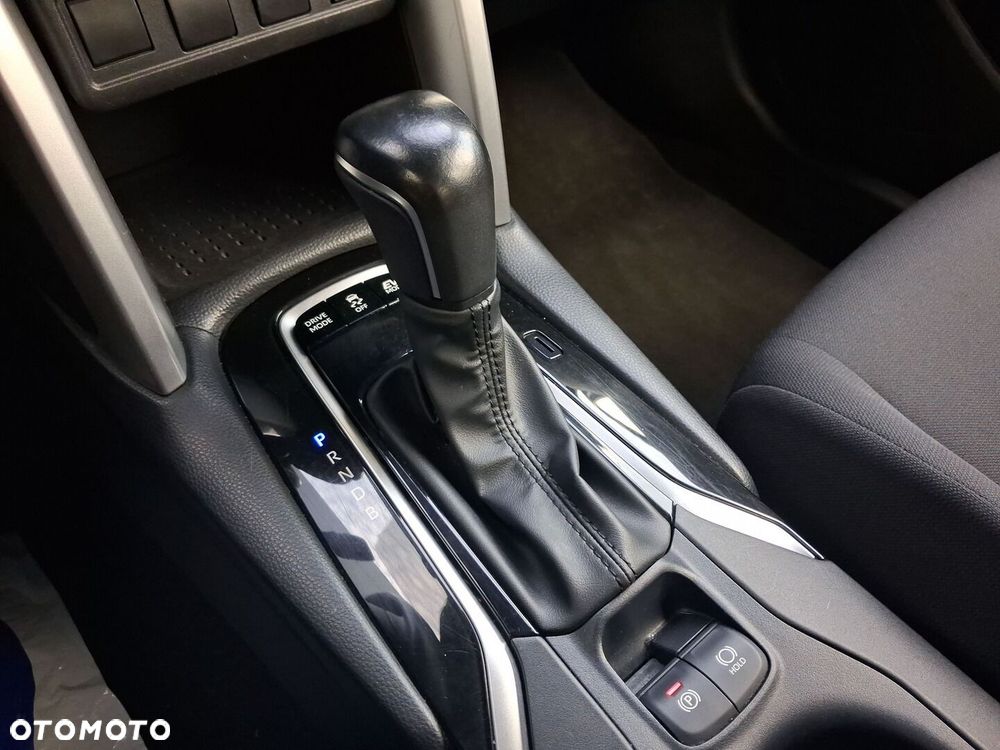 Toyota Corolla Cross - 26