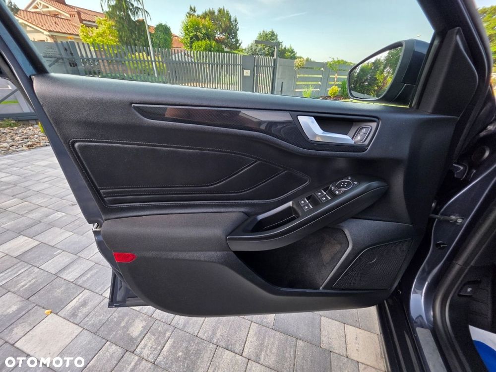 Ford Focus - 11