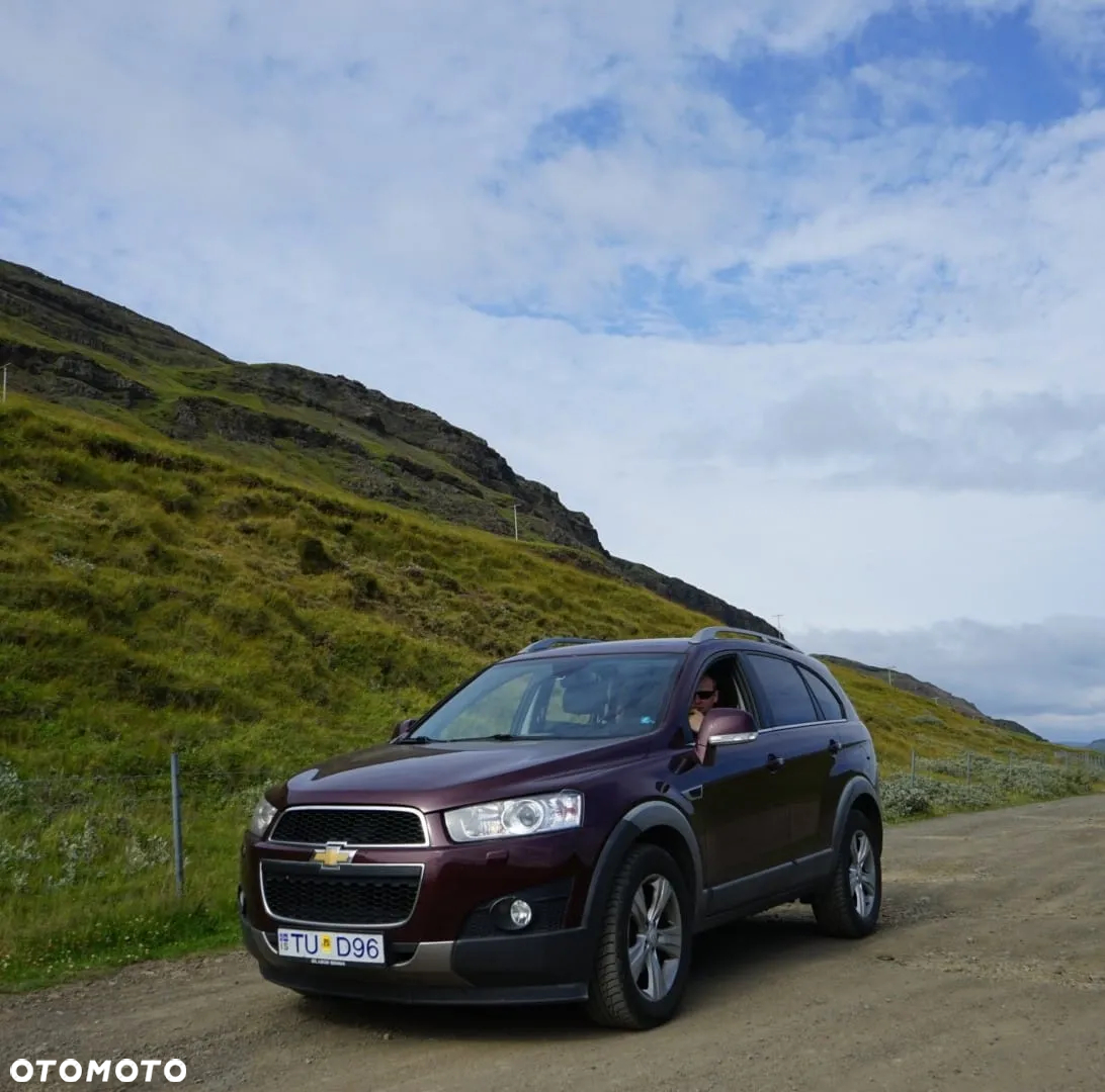 Chevrolet Captiva 2.4 LT+ - 9