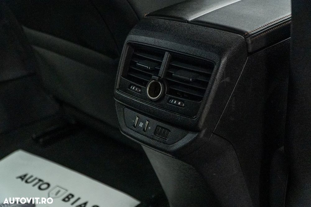 Peugeot 5008 1.2 Puretech Turbo s&s Allure - 23