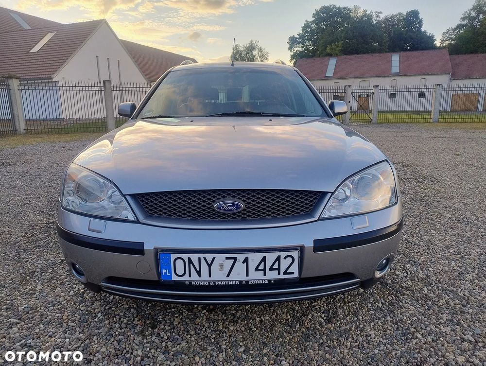 Ford Mondeo 2.0 Ghia - 8