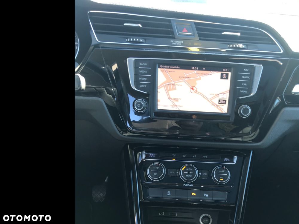 Volkswagen Touran 2.0 TDI SCR Highline - 6