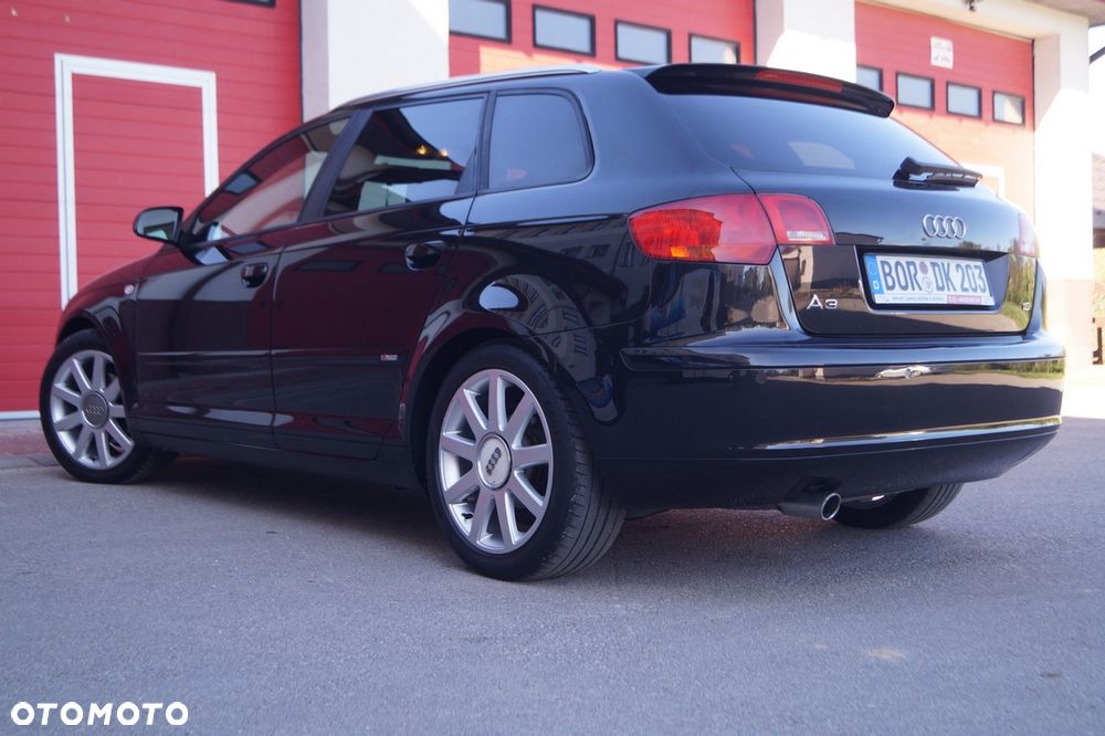 Audi A3 Sportback 1.6 FSI S line Sportpaket plus - 14