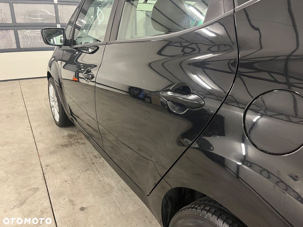 Kia Venga 1.6 CRDi XL - 26