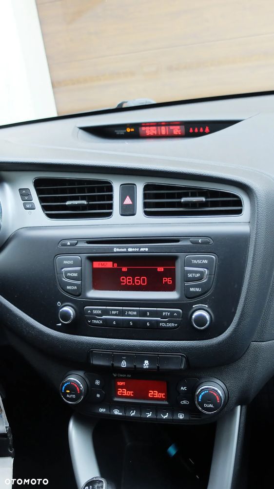 Kia Ceed Cee'd 1.6 GDI L - 20