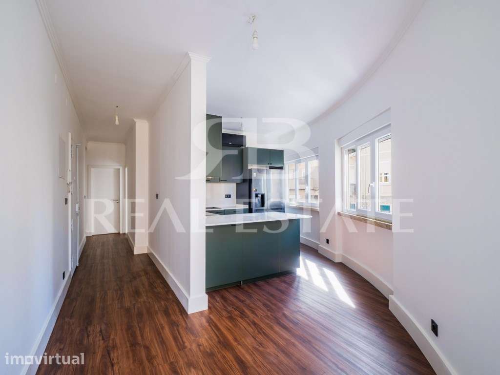 T3 com 1 suite - Renovado em CAMPO DE OURIQUE, ao lado do Jardim da...