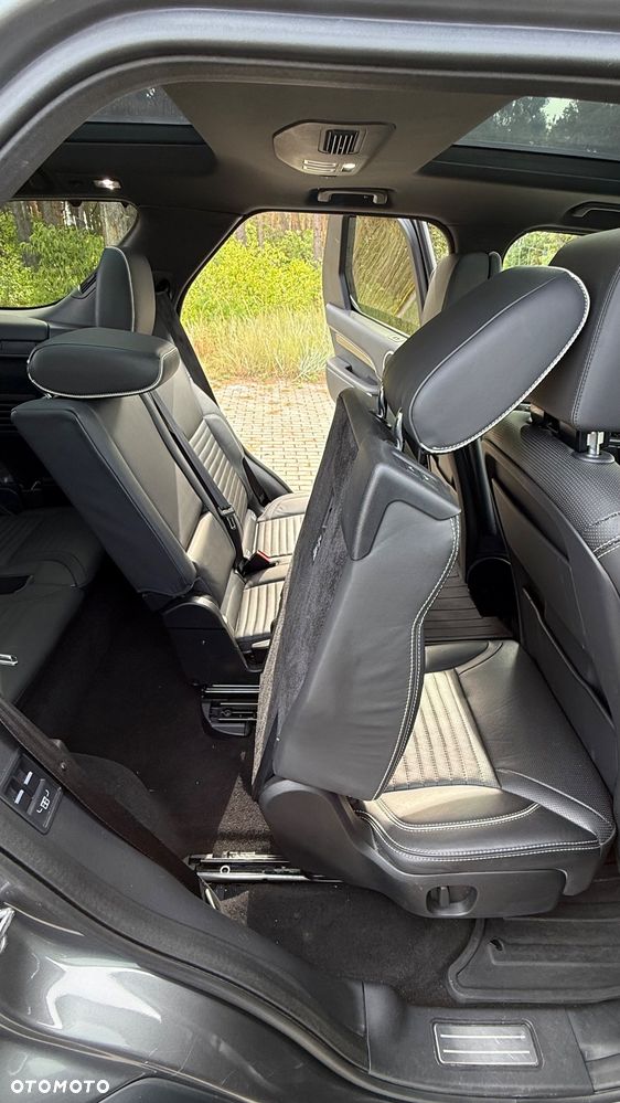 Land Rover Discovery 3.0 TD6 HSE Luxury - 16
