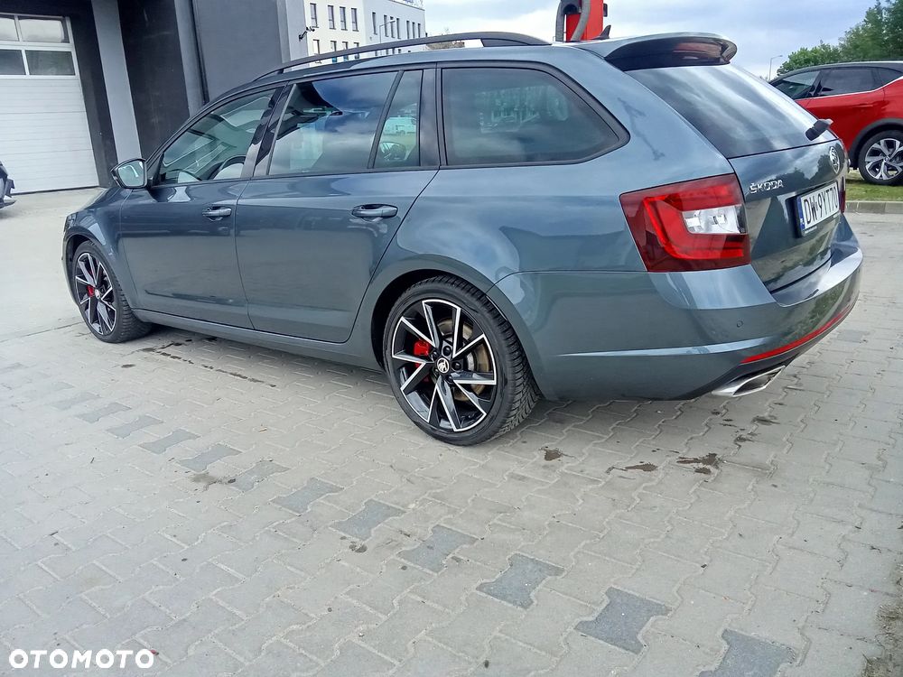 Skoda Octavia 2.0 TSI RS 245 DSG - 10