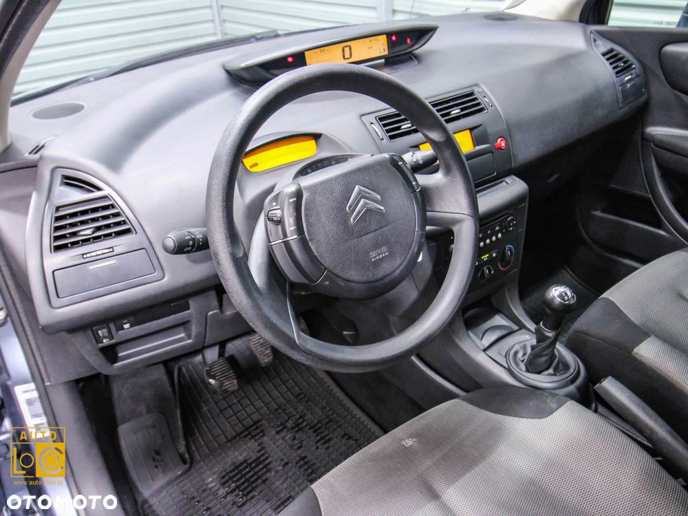 Citroën C4 1.6 16V Style - 15
