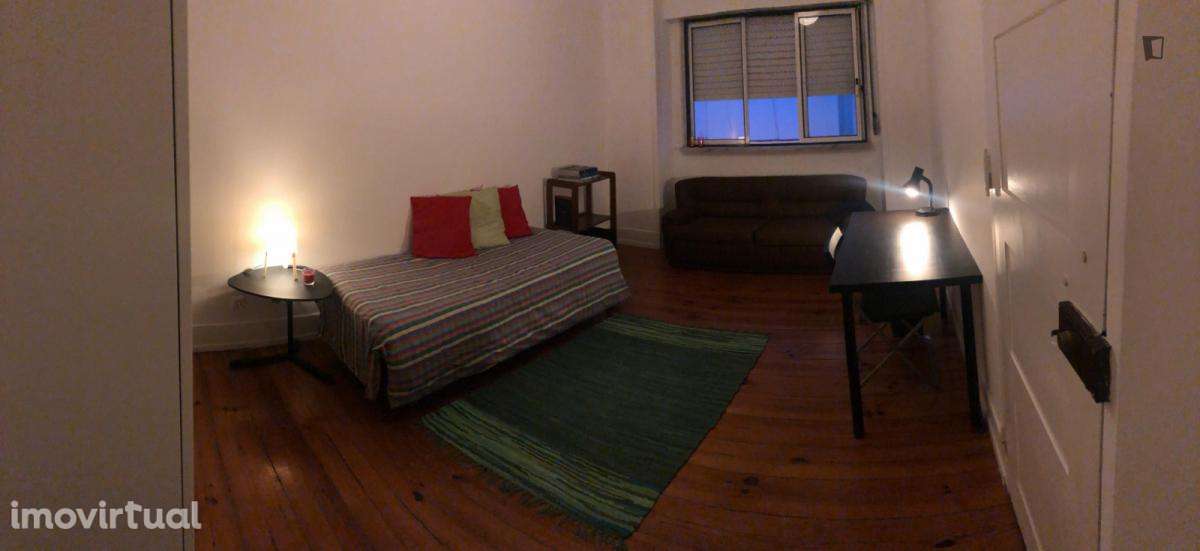Quarto - localizado em Lisbon - Grande imagem: 4/8