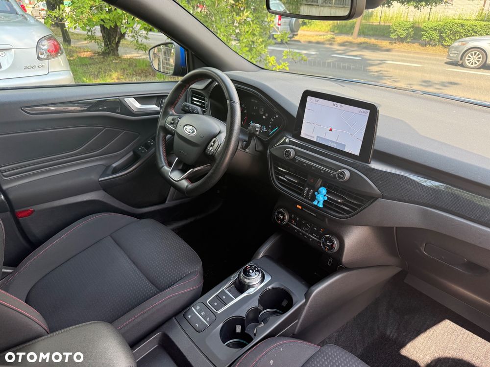 Ford Focus 1.0 EcoBoost Hybrid ST-LINE STYLE - 4
