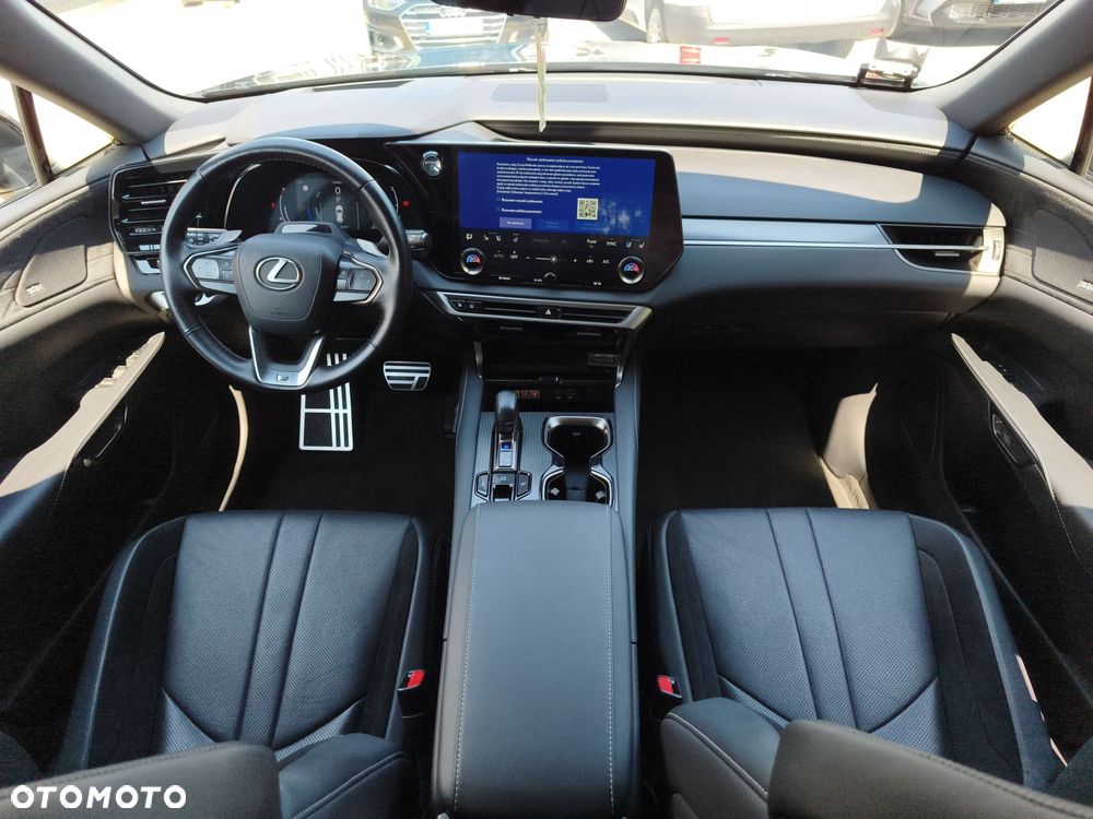 Lexus RX - 12