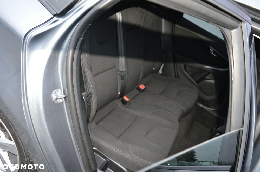 Volvo V40 D2 Geartronic Kinetic - 30