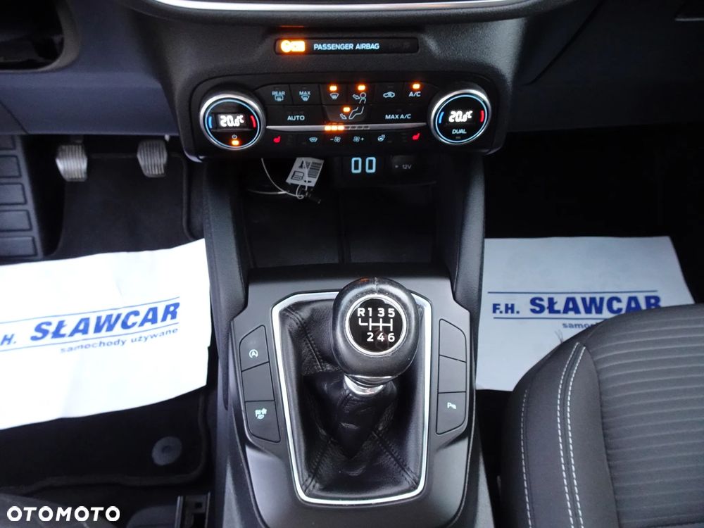 Ford Kuga 1.5 EcoBoost FWD Titanium - 34