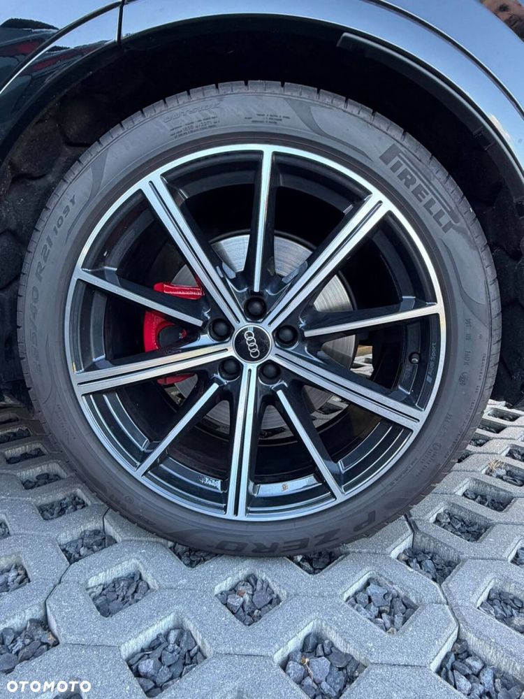 Audi Q7 TFSI e PHEV 360 kW Quattro S Line Tiptr - 5